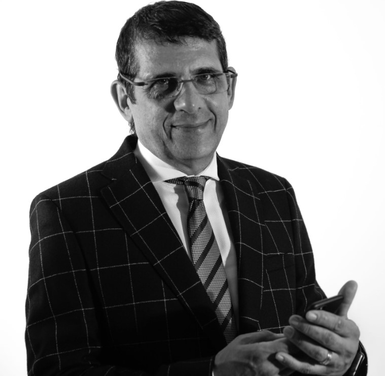 Dr. Zafer Ulusan