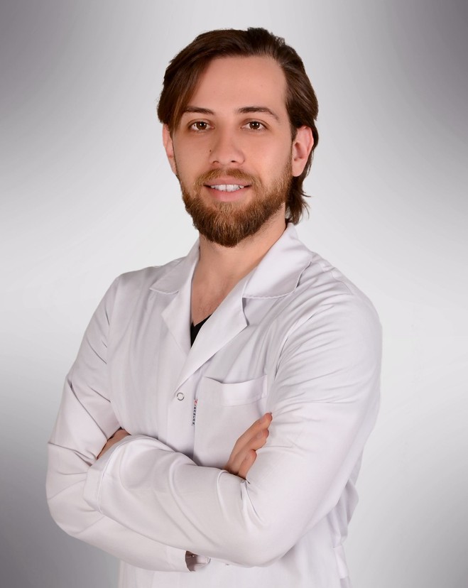 Uzm. Dr. Dorukhan Besin