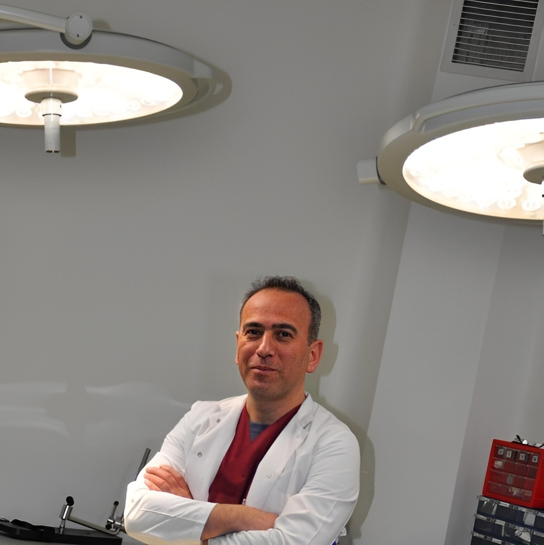 Doç. Dr. Serdar Gökrem