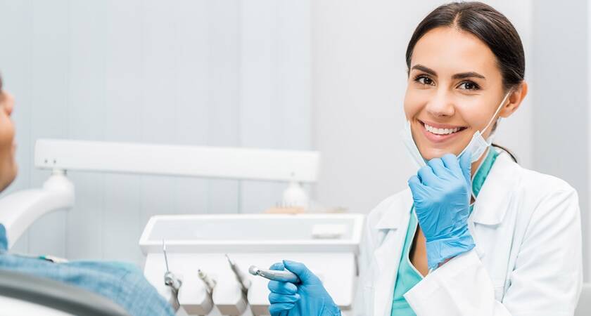 İzmir Diş Hekimleri