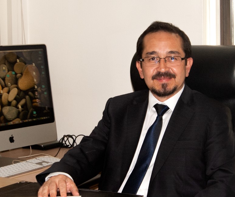 Prof. Dr. Oğuz Öğretmenoğlu