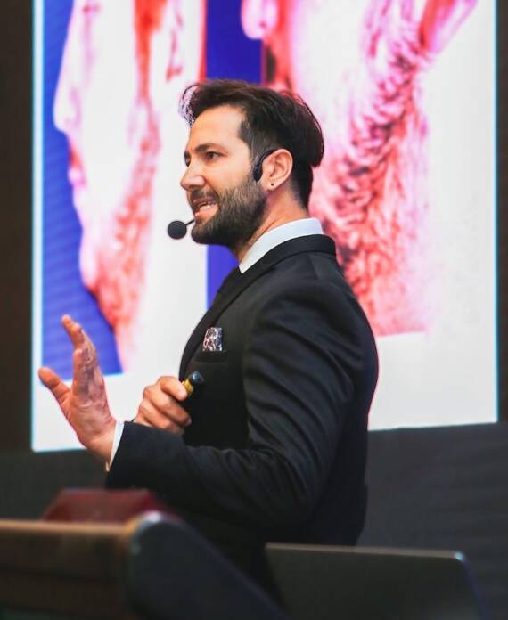 Doç. Dr. Gürkan Kayabaşoğlu